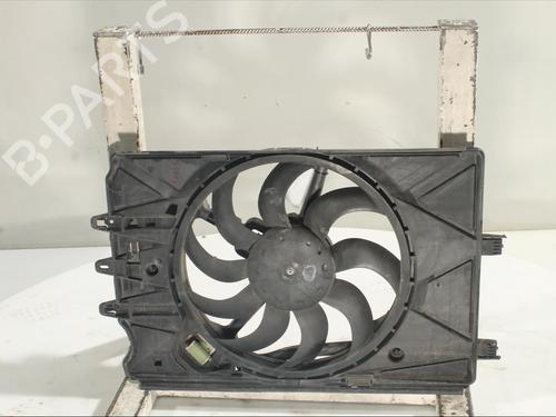 radiator-fan-fiat-500l-351_-352_-2012-24857209 main image