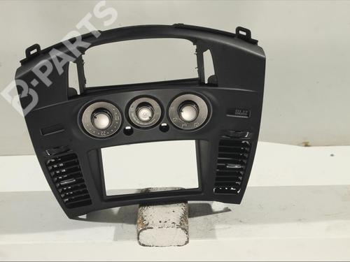 Used Climate control MITSUBISHI GRANDIS (NA_W) [2003-2011]  11907217