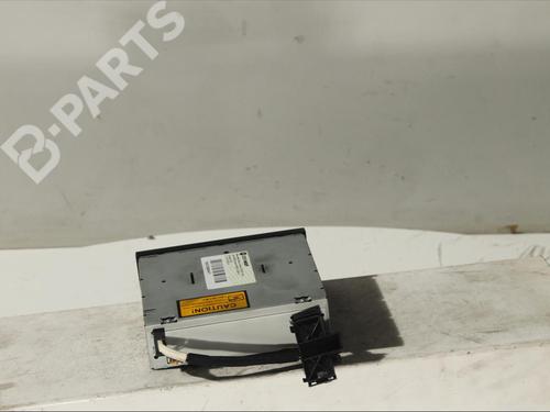 Used Radio MERCEDES-BENZ E-CLASS (W211) E 320 CDI (211.026) (204 hp) 11906609