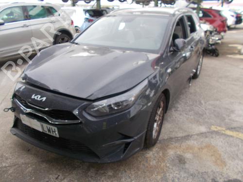Used Parts KIA CEED Sportswagon (CD) 1.0 T-GDI (120 hp) 3998253