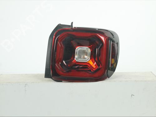 right-taillight-jeep-renegade-suv-bu-b1-bv-2014-38039703 main image