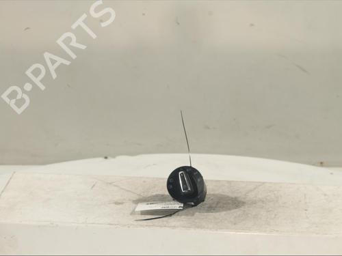 Used Headlight switch VW TOURAN (5T1) 2.0 TDI (150 hp) 15284480