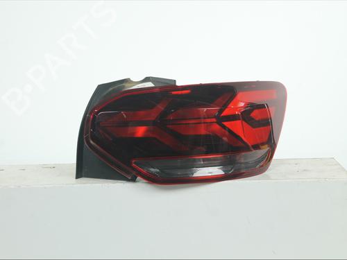 right-taillight-dacia-sandero-iii-2021-36511293 main image