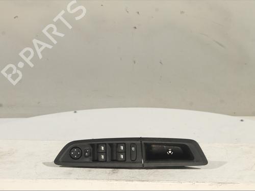Used Left front window switch Left front window switch CITROËN C4 III (BA_, BB_, BC_) 1.2 PureTech 100 (BAHNEA, BAHNKA) (101 hp) 32333410 32333410