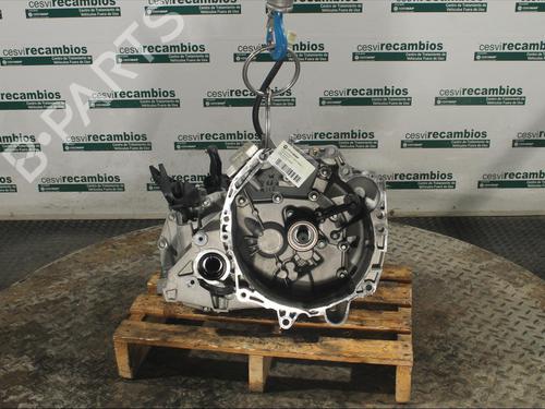 Used Gearbox Gearbox DACIA SANDERO II 1.5 dCi 75 / Blue dCi 75 (B8JW, B8M4, B8AH, B8M7, B8M6) (75 hp) 11896463 11896463