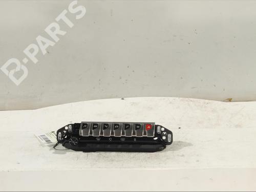 Switch PEUGEOT 3008 II SUV (MC_, MR_, MJ_, M4_) 1.5 BlueHDi 130 | BP11904387I30 
