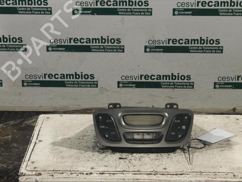 Used Climate control Climate control HYUNDAI SANTA FÉ I (SM) 2.0 CRDi 4x4 (125 hp) 11892582 11892582