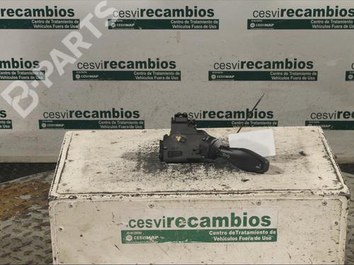 Used Steering column stalk FORD FIESTA VI (CB1, CCN) [2008-2017]  11895065