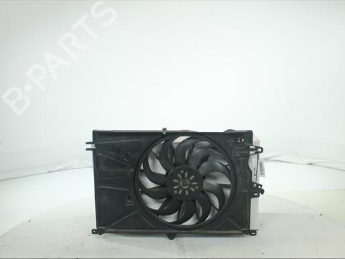 radiator-fan-jeep-renegade-suv-bu-b1-bv-2014-36427531 main image