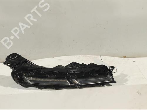 Used Right daytime light Right daytime light CITROËN C5 AIRCROSS (A_) 1.5 BlueHDi 130 (ACYHZJ, ACYHZR) (131 hp) 12080216 12080216