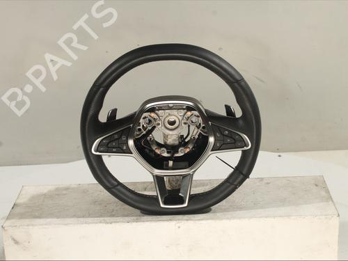 steering-wheel-renault-arkana-i-lcm_-ldn_-2019-29986160 main image