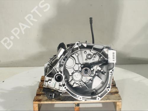 Used Gearbox Gearbox DACIA SANDERO III 1.0 TCe 100 (101 hp) 18261688 18261688