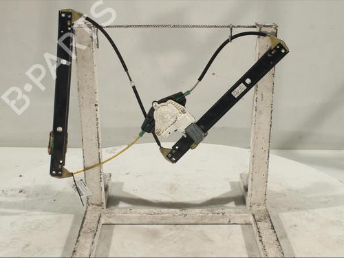 Used Front right window mechanism Front right window mechanism AUDI A4 B8 (8K2) 2.0 TDI (136 hp) 12524216 12524216