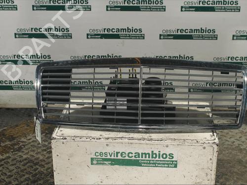 Used Grille MERCEDES-BENZ C-CLASS (W202) [1993-2000]  14524639