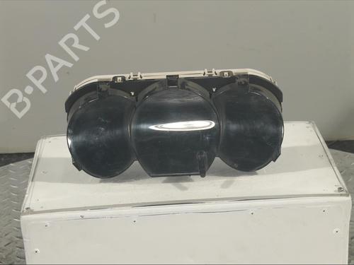 Used Instrument cluster SUZUKI GRAND VITARA II (JT, TE, TD) 1.9 DDiS All-wheel Drive (JT419, TD44, JB419WD, JB419XD,... (129 hp) 26919563