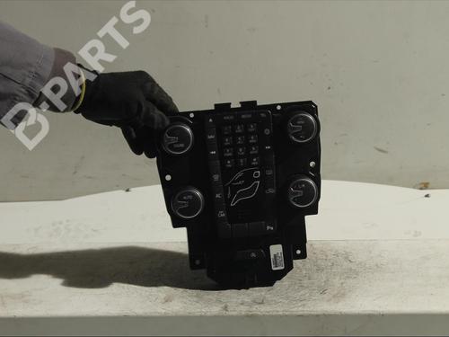 Used Climate control VOLVO V40 Hatchback (525) D3 (150 hp) 11983163