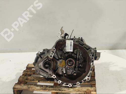 Used Gearbox TOYOTA YARIS (_P13_) 1.3 (NSP130_, NSP130) (99 hp) 11906024
