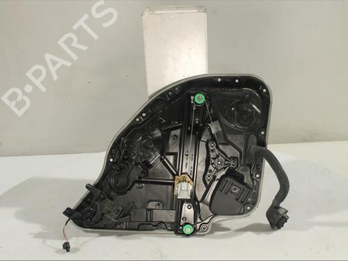 Rudehejsemekanisme venstre bagtil MERCEDES-BENZ C-CLASS (W205) C 300 de (205.013) | BP29516822C24 