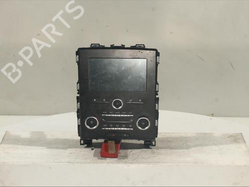 Used Display monitor Display monitor RENAULT MEGANE IV Hatchback (B9A/M/N_) 1.5 dCi 110 (B9A3) (110 hp) 15899087 15899087