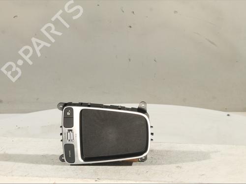 Used Switch Switch MERCEDES-BENZ A-CLASS (W177) A 180 Mild-Hybrid (177.084) (136 hp) 32658266 32658266