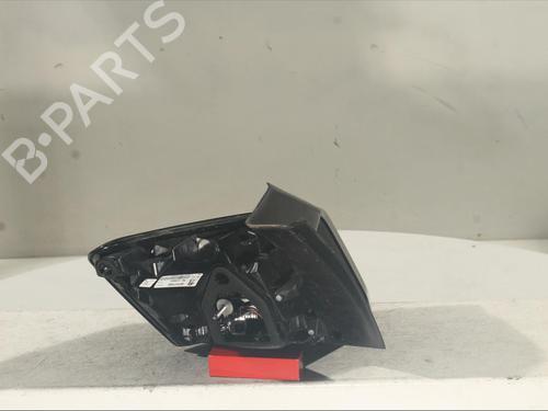 Used Right taillight FORD USA F-350 SUPER DUTY Cab & Chassis 6.2 Flexfuel 4WD (390 hp) 22244963