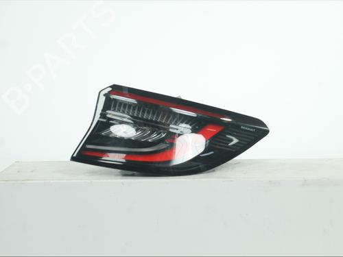Used Right taillight Right taillight RENAULT AUSTRAL TCe 160 (HGMJ) (158 hp) 35797903 35797903