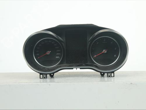 instrument-cluster-mercedes-benz-v-class-w447-2014-34710411 main image