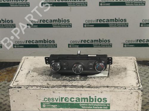 Used Climate control Climate control KIA CEE'D (JD) 1.4 CRDi 90 (90 hp) 12077122 12077122