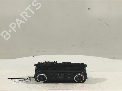 Used Climate control Climate control FORD FIESTA VII (HJ, HF) 1.5 TDCi (86 hp) 13318998 13318998