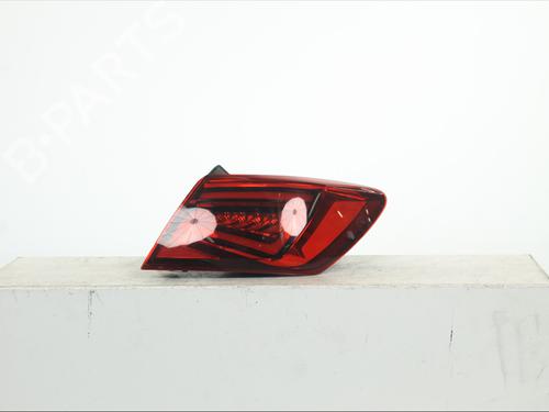 right-taillight-seat-leon-5f1-2012-2013-2014-2015-2016-2017-2018-2019-2020-2021-37733179 main image