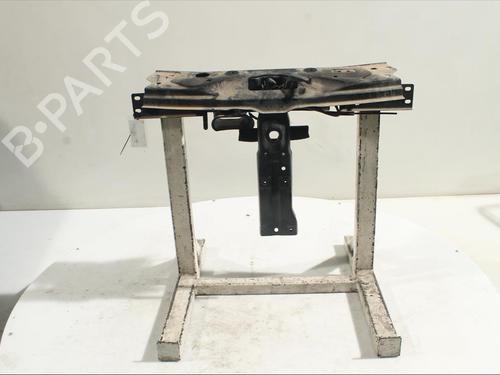 Front slam panel DACIA DUSTER (HM_) 1.6 SCe 115 4x4 (HMM1) 625043422R