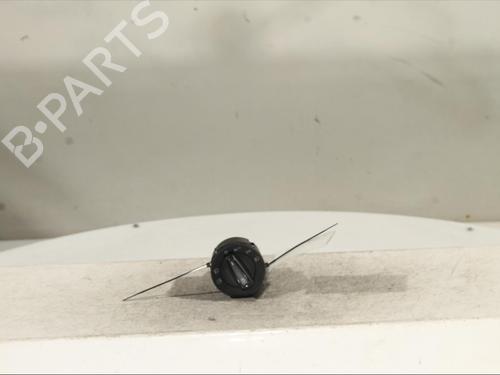 Used Headlight switch SKODA KAROQ (NU7, ND7) 1.6 TDI (115 hp) 23086980