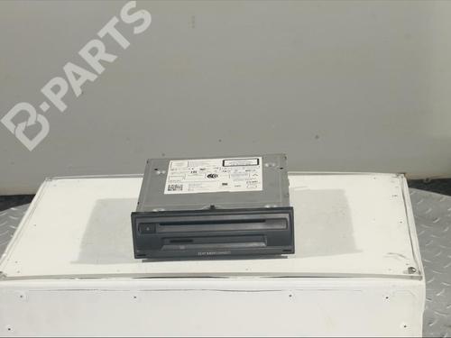 Used Radio SEAT ATECA (KH7, KHP) [2016-2025]  11981136