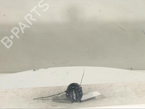 Used Headlight switch Headlight switch VW POLO VI (AW1, BZ1, AE1) 1.0 (75 hp) 16324485 16324485