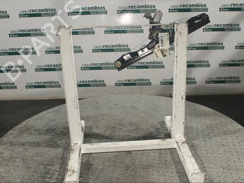 Used Front left window mechanism Front left window mechanism FIAT PANDA (312_, 319_) 1.3 D Multijet (312PXU1A, 312PXW1A) (95 hp) 12078075 12078075