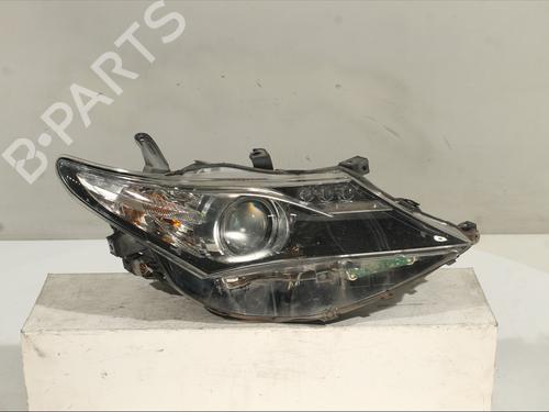 Used Right headlight TOYOTA AURIS (_E18_) 2.0 D-4D (ADE186_, ADE186R) (124 hp) 30956101