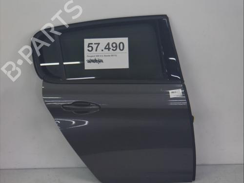 Dør højre bagtil Dør højre bagtil PEUGEOT 308 II (LB_, LP_, LW_, LH_, L3_) 1.5 BlueHDI 100 (102 hp) 35971064 35971064