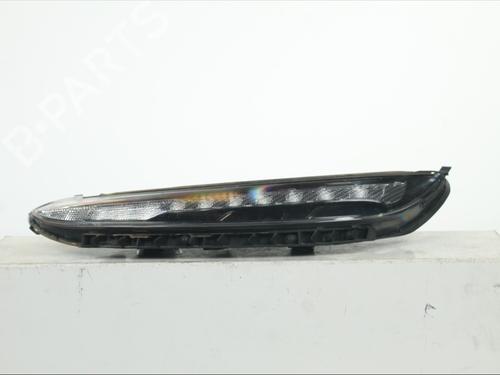 Used Left daytime light Left daytime light 38005453 38005453
