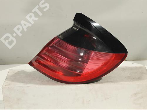 Używane Lampa tylna prawa MERCEDES-BENZ C-CLASS Coupe (CL203) C 220 CDI (203.706) (143 hp) 11989997
