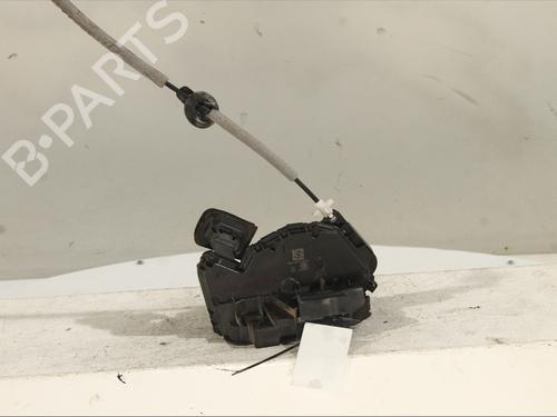 front-right-lock-vw-touran-5t1-2015-29049580 main image