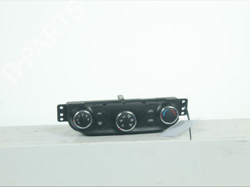 Comando clima Comando clima KIA CEE'D (JD) 1.4 CRDi 90 (90 hp) 34457190 34457190