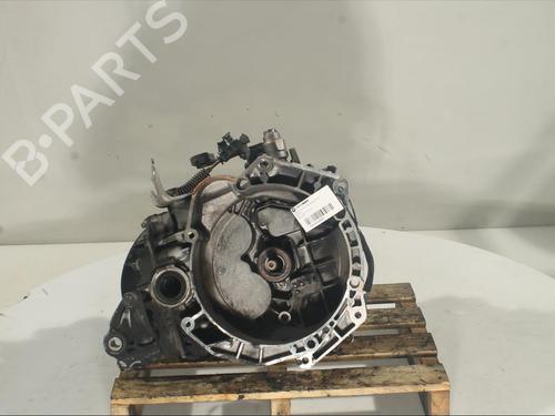 Used Gearbox OPEL CORSA E (X15) 1.3 CDTI (08, 68) (95 hp) 21258505