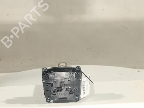 Switch MERCEDES-BENZ B-CLASS Sports Tourer (W247) B 180 d (247.003) | BP24352045I30