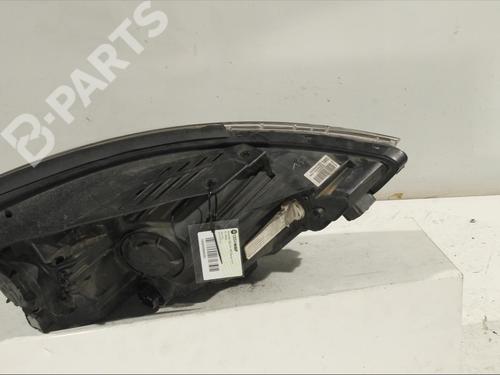 Left headlight HYUNDAI i30 Estate (GD) 1.6 CRDi (136 hp) 11989627