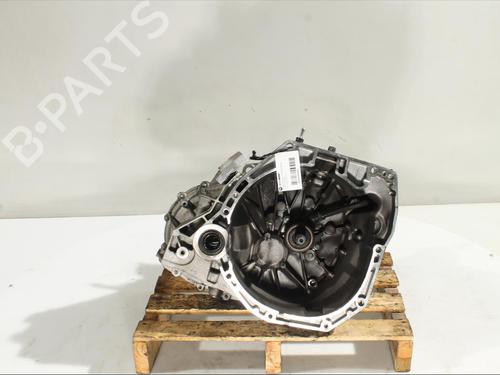 Getriebe für NISSAN QASHQAI II (J11, J11_) 1.2 DIG-T (115 hp) 25434830
