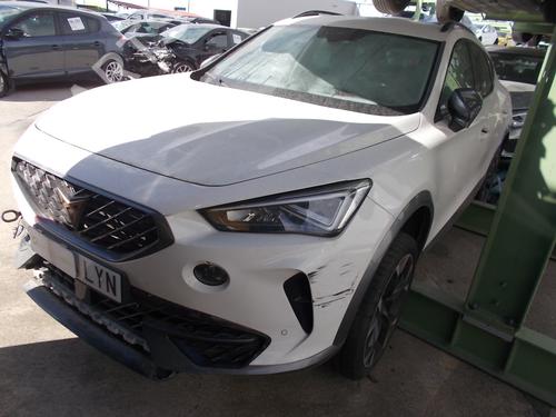 Left front fog light CUPRA FORMENTOR (KM7, KMP) 1.5 TSI | BP31962163C30 