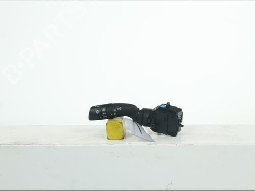 steering-column-stalk-toyota-yaris-cross-mxp_-2020-35797726 main image