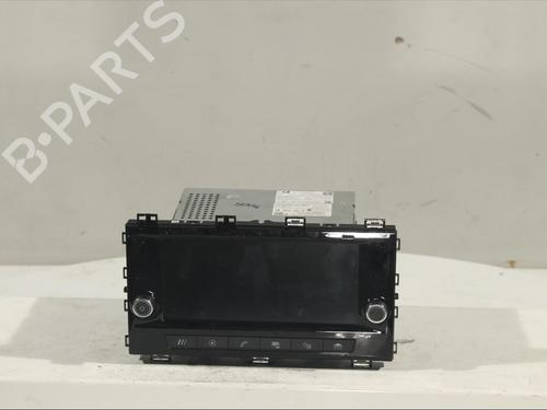 radio-seat-arona-kj7-kjp-5fj035869acv-rvnbx2ae-5fj035869a-gvk-2017-12569970 main image