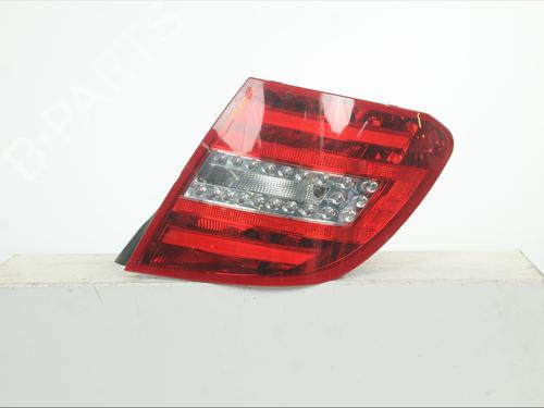 Used Right taillight Right taillight 37432801 37432801