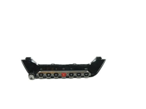 Used Switch Switch PEUGEOT 2008 II (UD_, US_, UY_, UJ_, UR_, UC_) 1.2 PureTech 100 (USHNK) (101 hp) 40518194 40518194